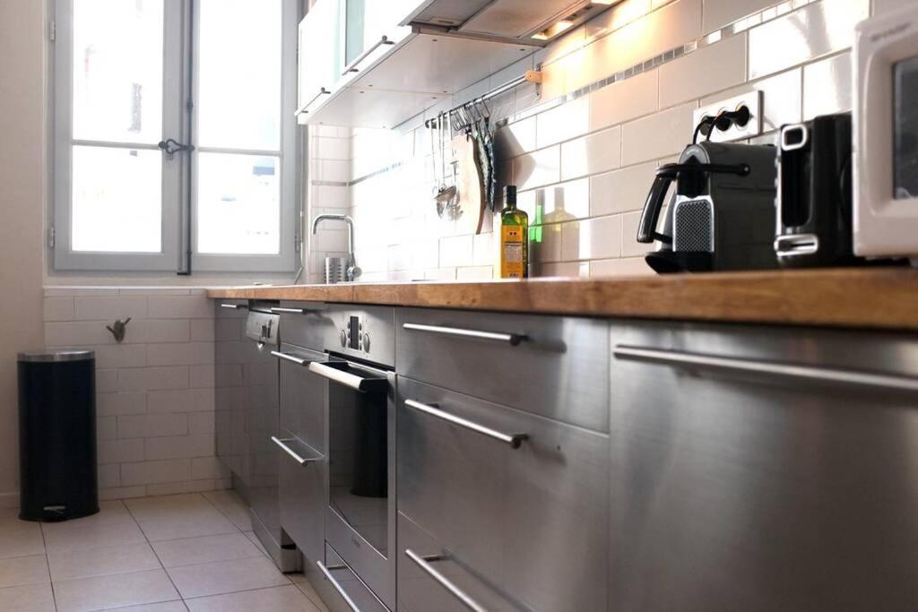 Appartement Centre Clim 2 Chbres 6pers 200m Palais Des Papes *